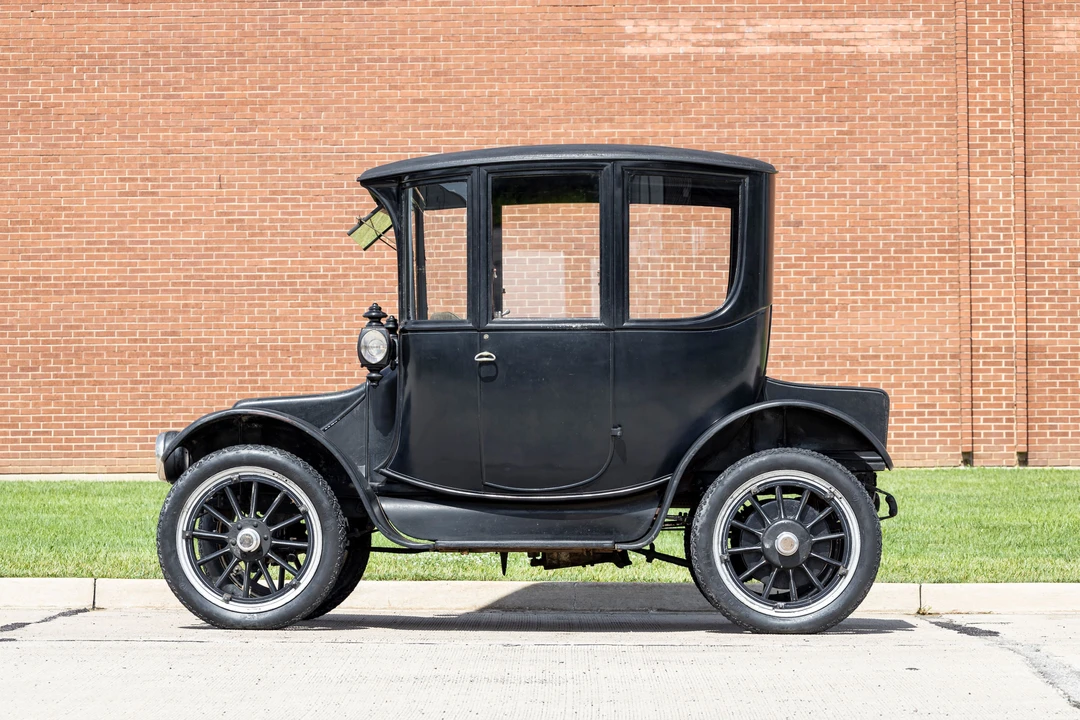 1916 Cadillac Brougham - Image 24 of 31