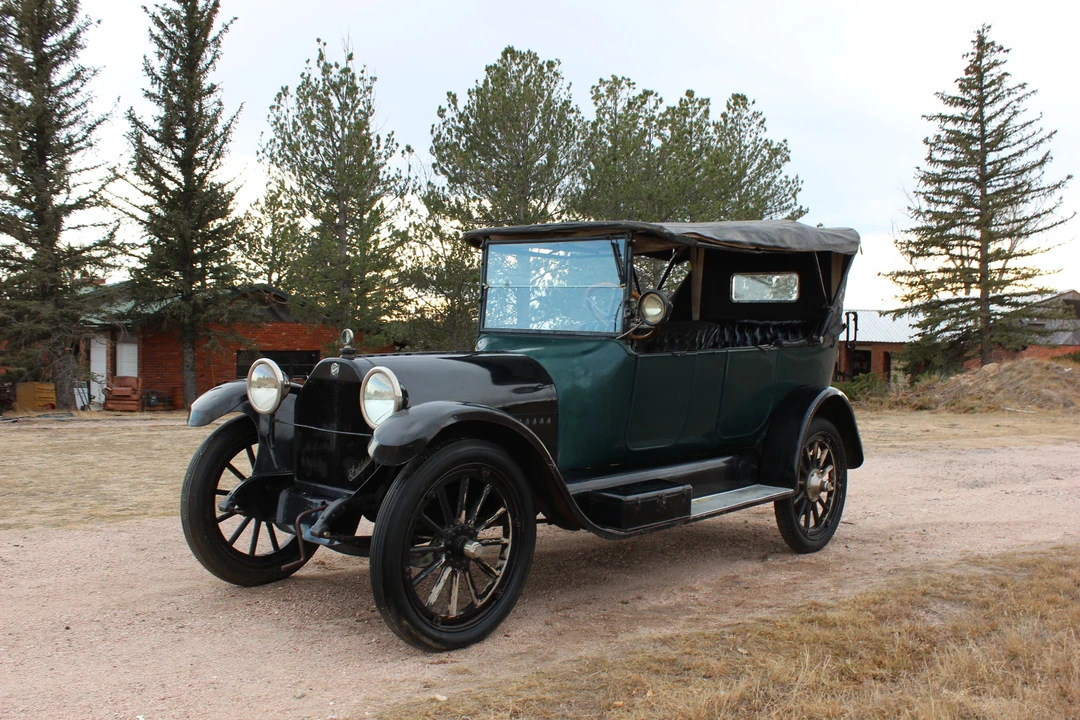 1916 Studebaker Commander - Image 2 of 31