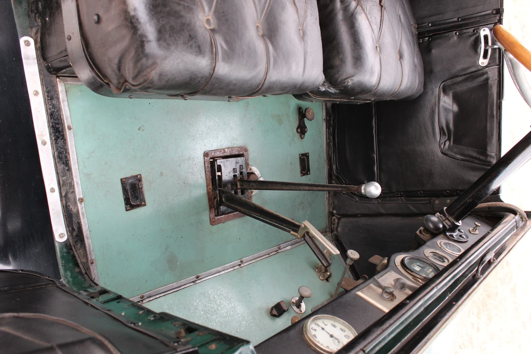 1916 Studebaker Commander - Image 19 of 31