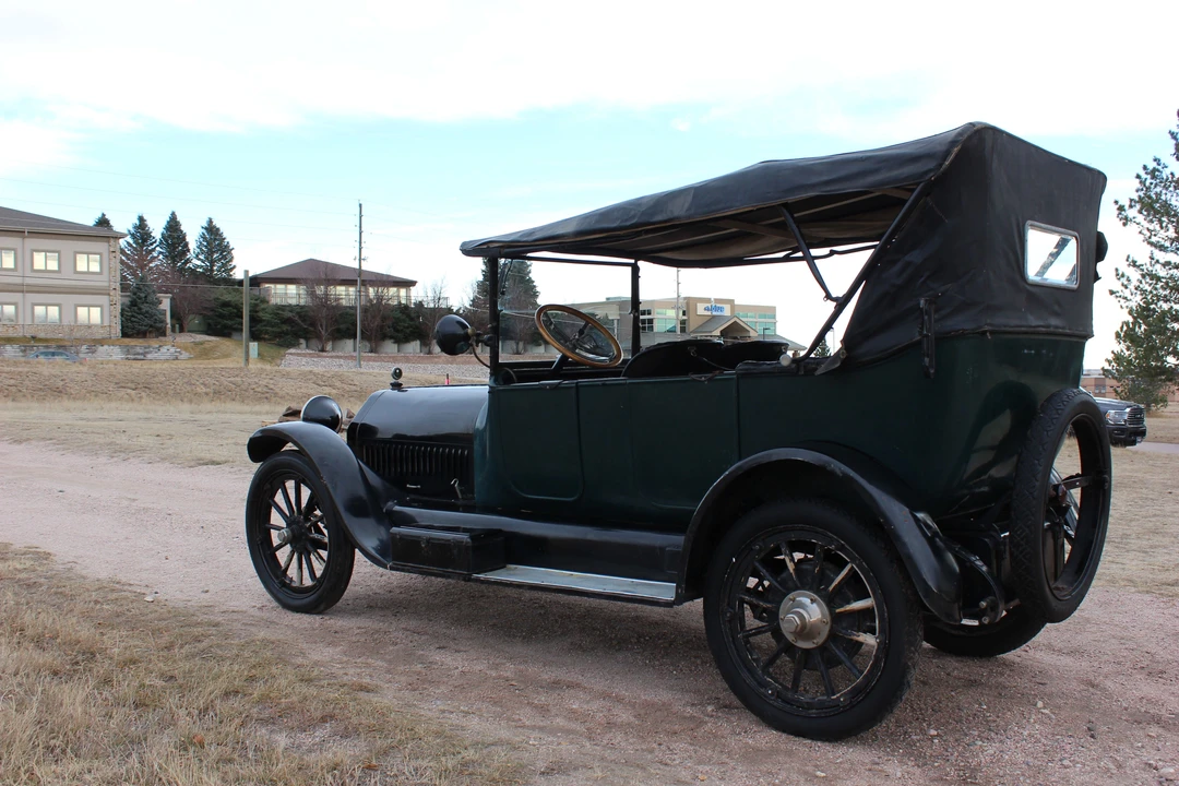 1916 Studebaker Commander - Image 11 of 31