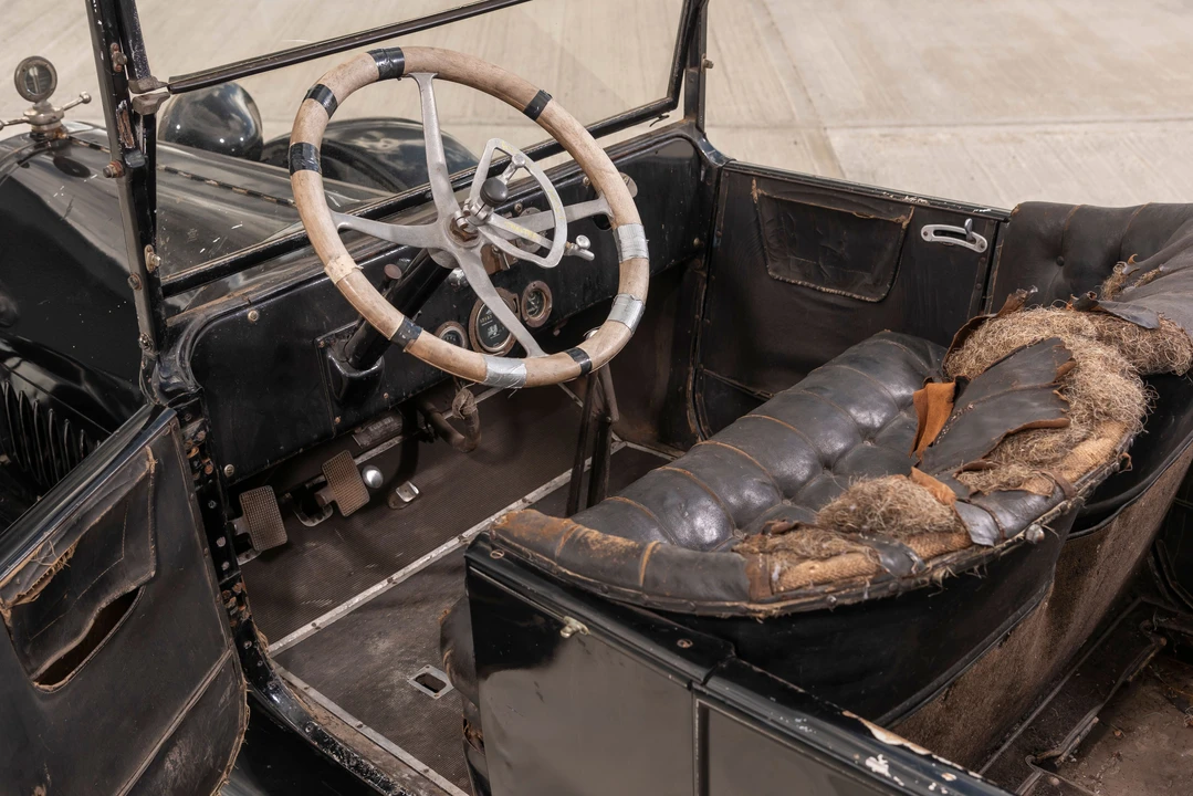 1916 Studebaker - Image 10 of 31