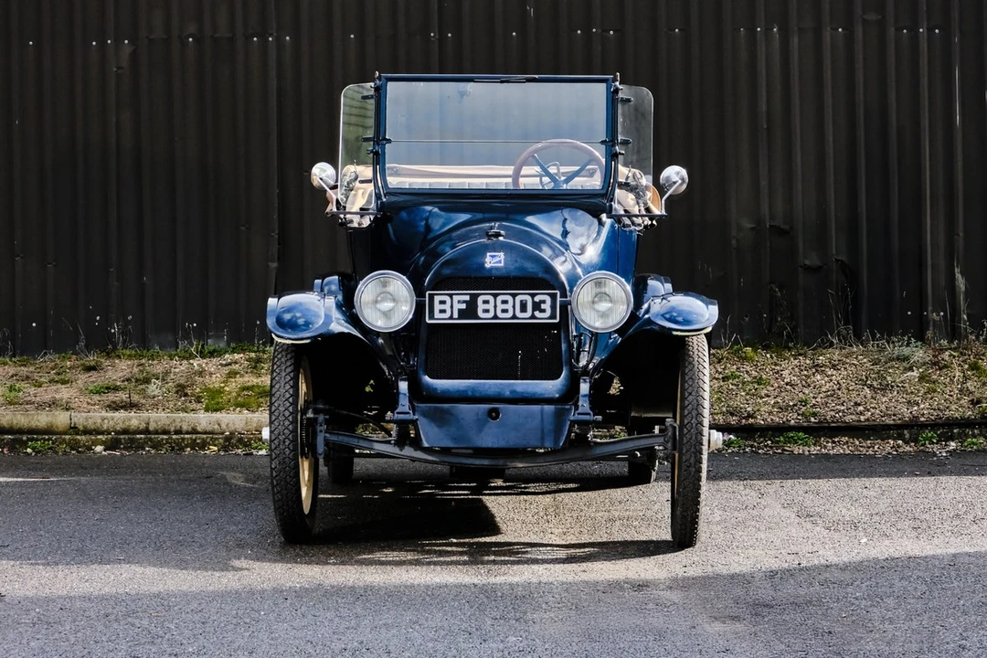 1917 Buick - Image 2 of 30