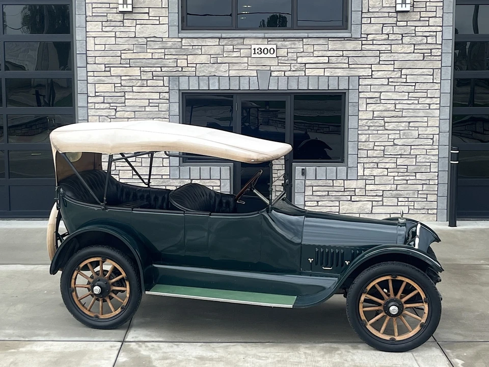1917 Buick - Image 3 of 31
