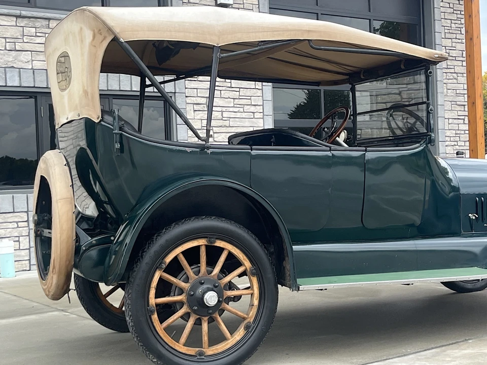 1917 Buick - Image 15 of 31