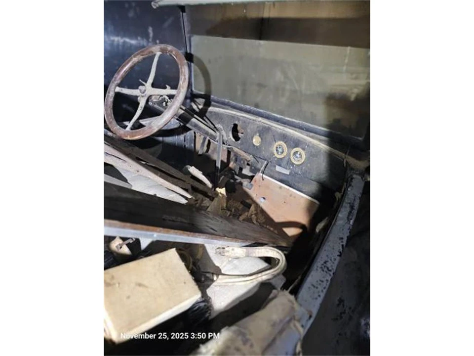 1917 Chevrolet Pickup - Image 9 of 24