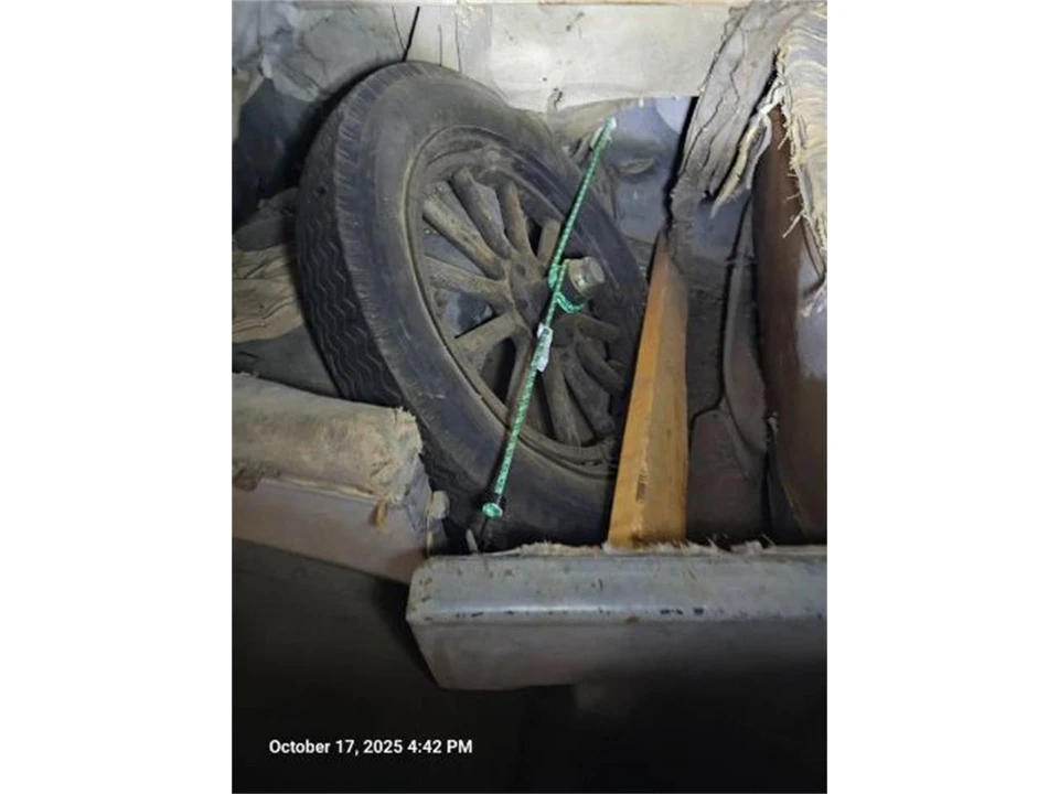 1917 Chevrolet Pickup - Image 3 of 24