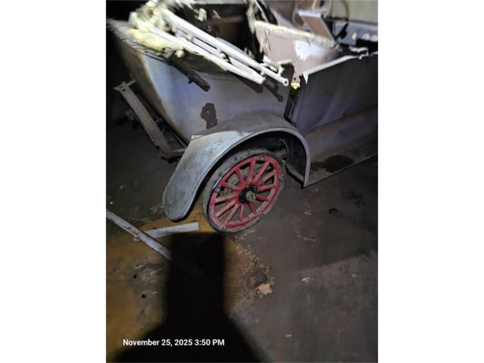1917 Chevrolet Pickup - Image 17 of 24