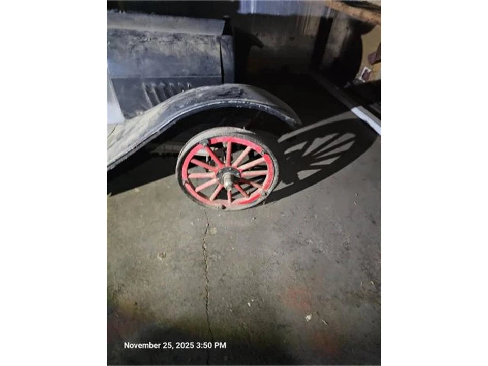 1917 Chevrolet Pickup - Image 22 of 24