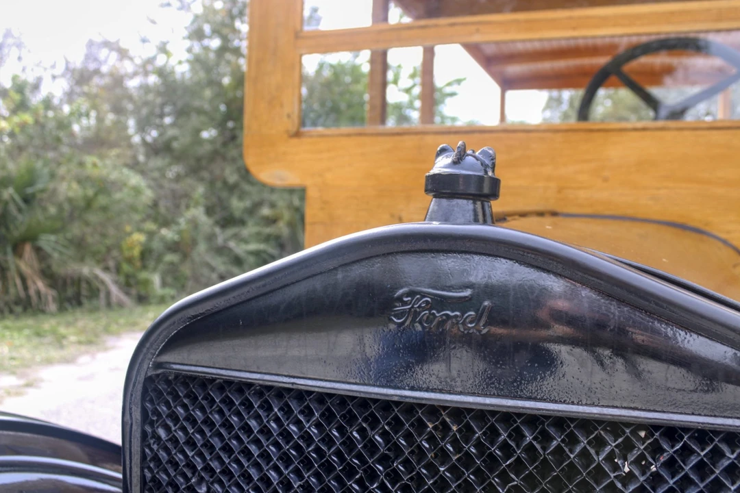 1917 Ford Model T Pickup & Model TT - Image 16 of 31