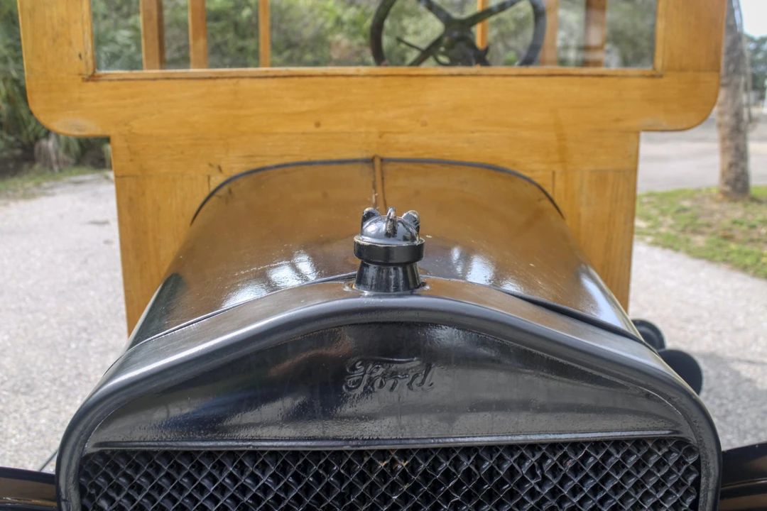 1917 Ford Model T Pickup & Model TT - Image 15 of 31