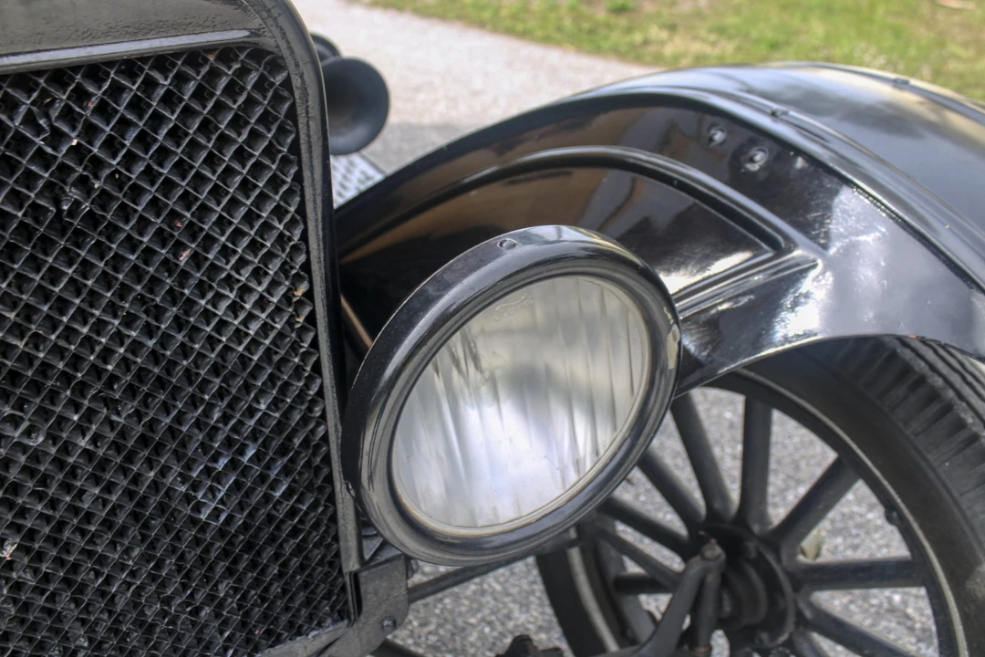 1917 Ford Model T Pickup & Model TT - Image 17 of 31