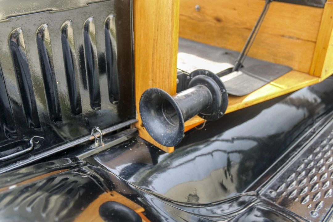 1917 Ford Model T Pickup & Model TT - Image 19 of 31