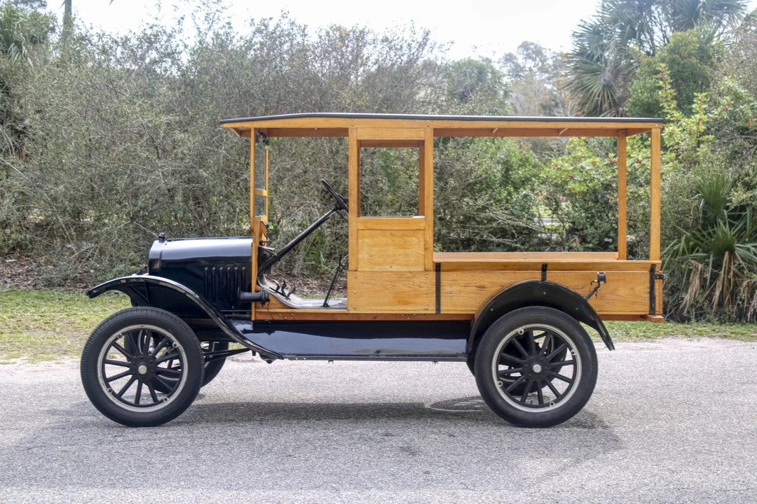 1917 Ford Model T Pickup & Model TT - Image 5 of 31