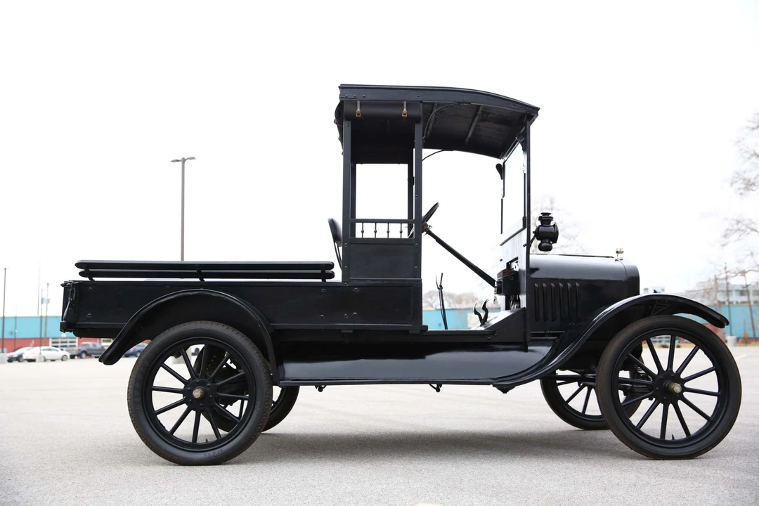 1917 Ford Model T Pickup & Model TT - Image 8 of 31
