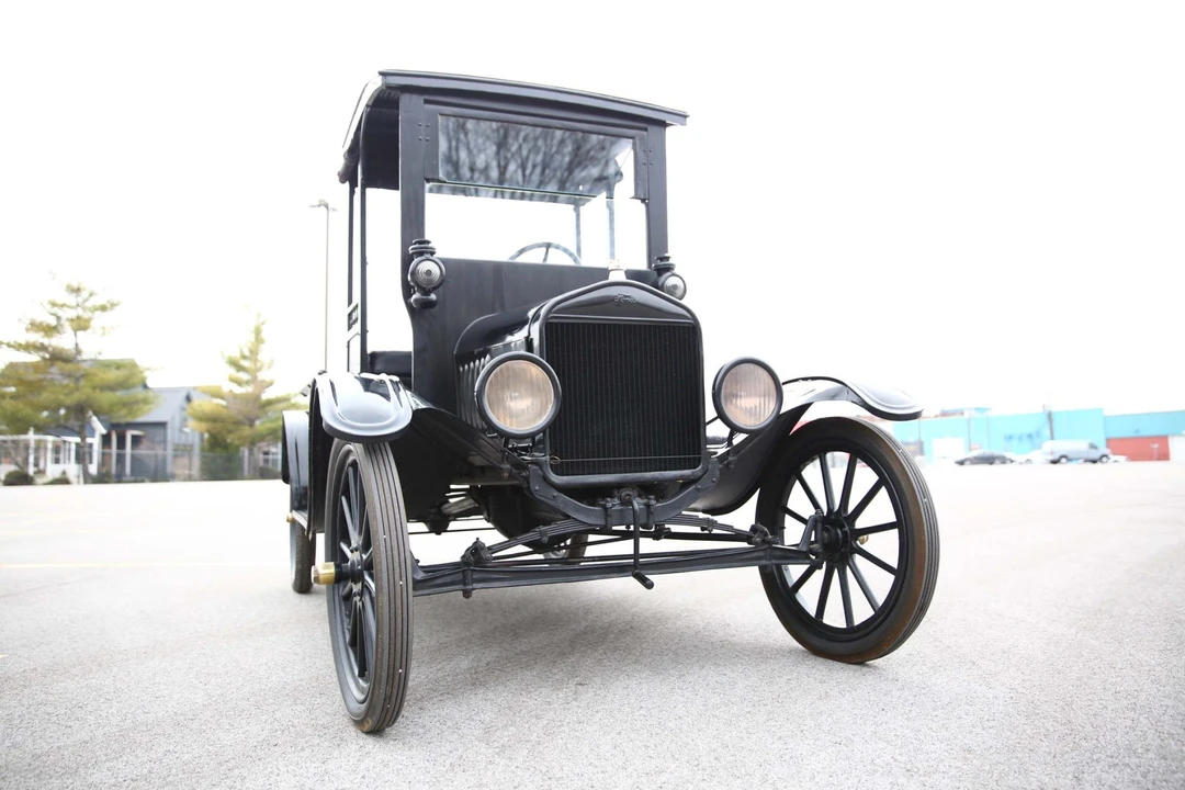 1917 Ford Model T Pickup & Model TT - Image 11 of 31