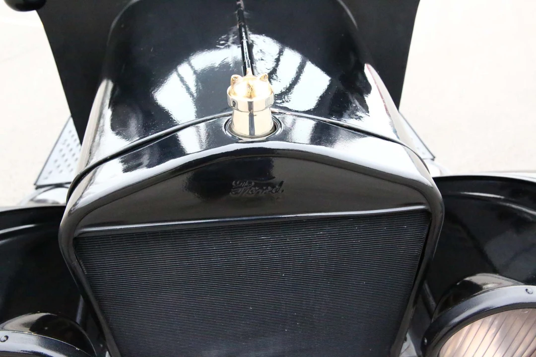 1917 Ford Model T Pickup & Model TT - Image 27 of 31