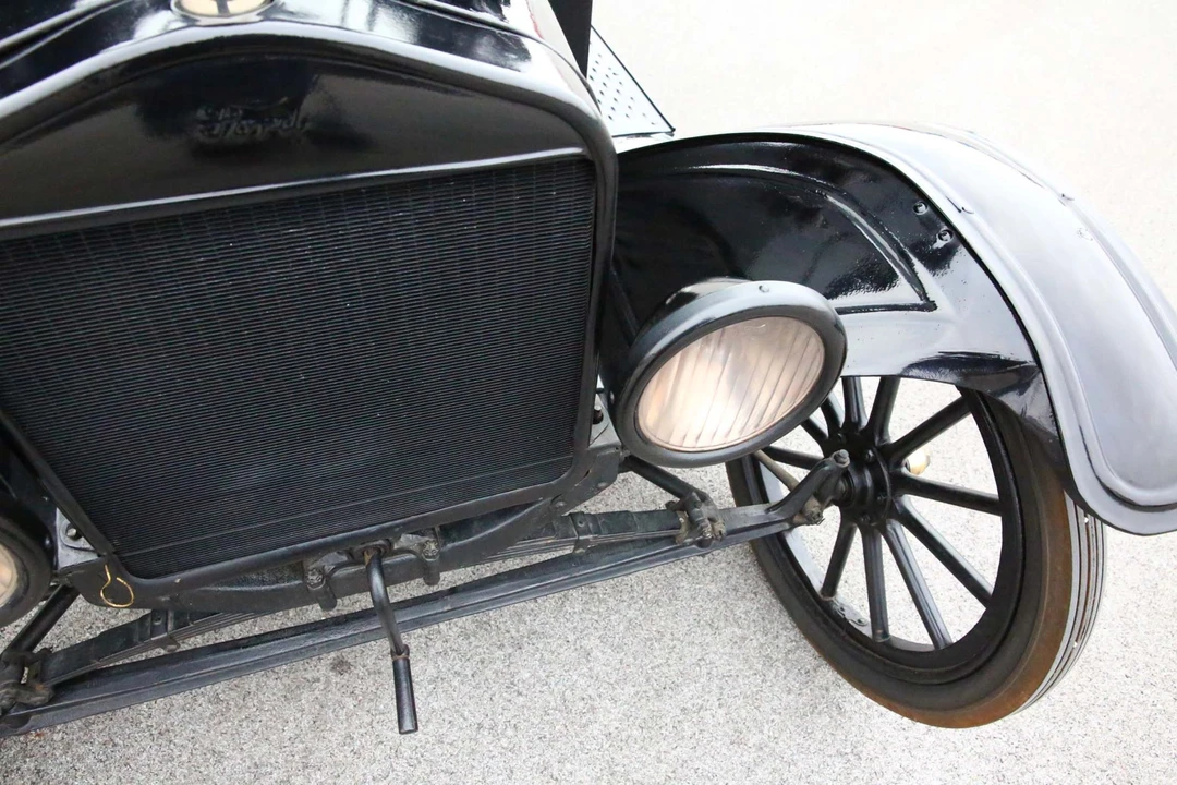 1917 Ford Model T Pickup & Model TT - Image 29 of 31