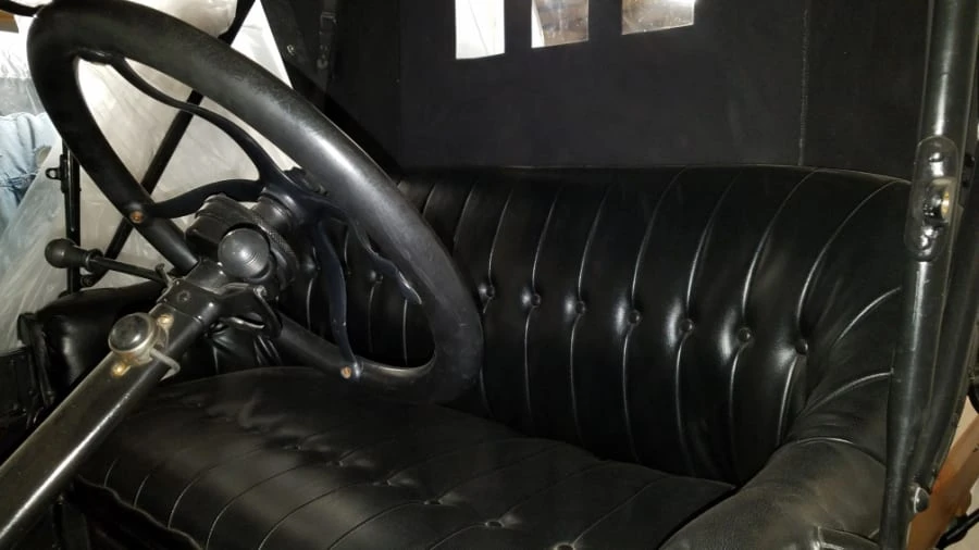 1917 Ford Model T Pickup & Model TT - Image 4 of 7