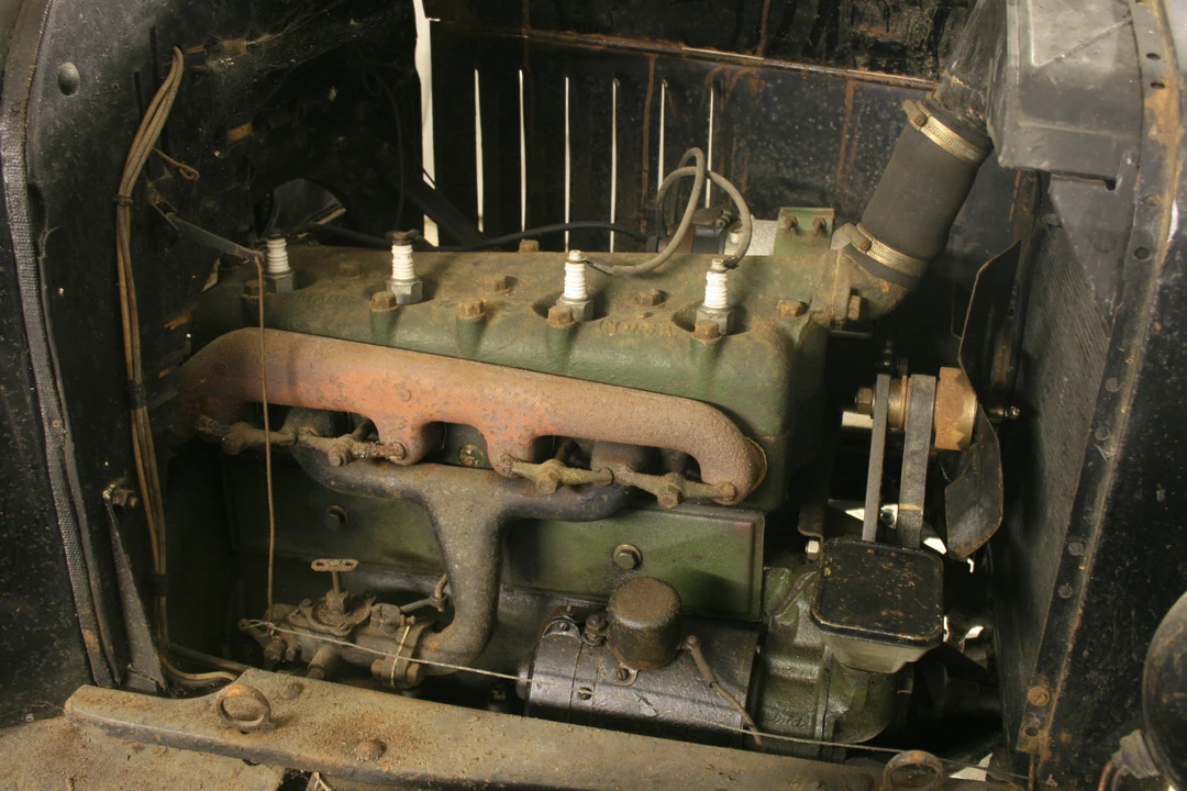 1917 Ford Model T Pickup & Model TT - Image 2 of 3