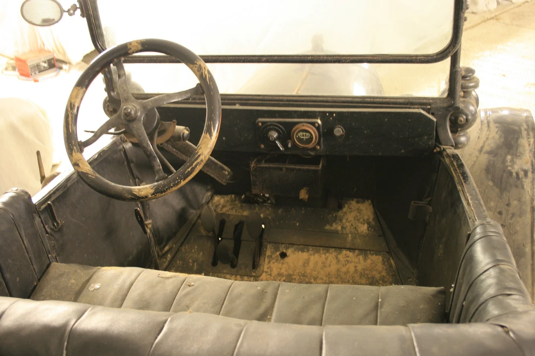 1917 Ford Model T Pickup & Model TT - Image 3 of 3