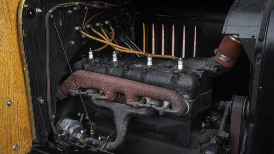 1917 Ford Model T Pickup & Model TT - Image 7 of 20