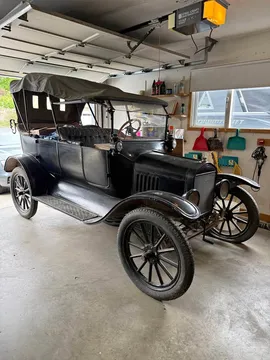 1917 Ford Model T Touring