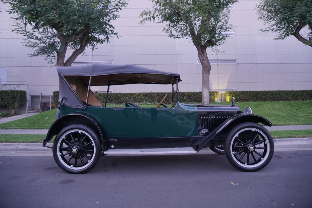 1917 Hupmobile - Image 6 of 31