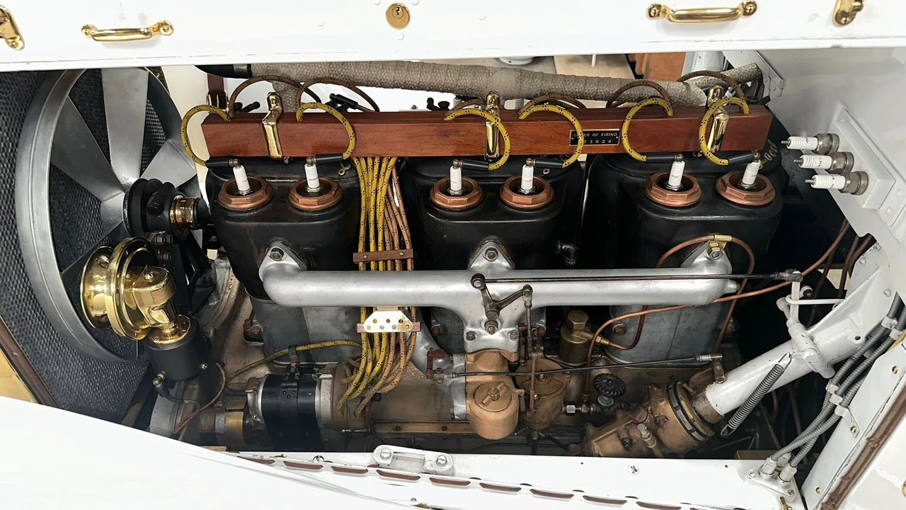 1917 Locomobile - Image 7 of 27