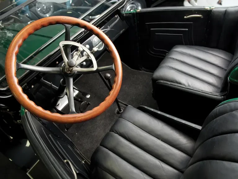 1917 Peerless - Image 5 of 18