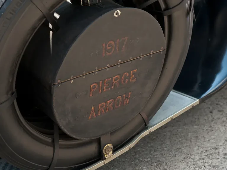 1917 Pierce-Arrow - Image 11 of 14
