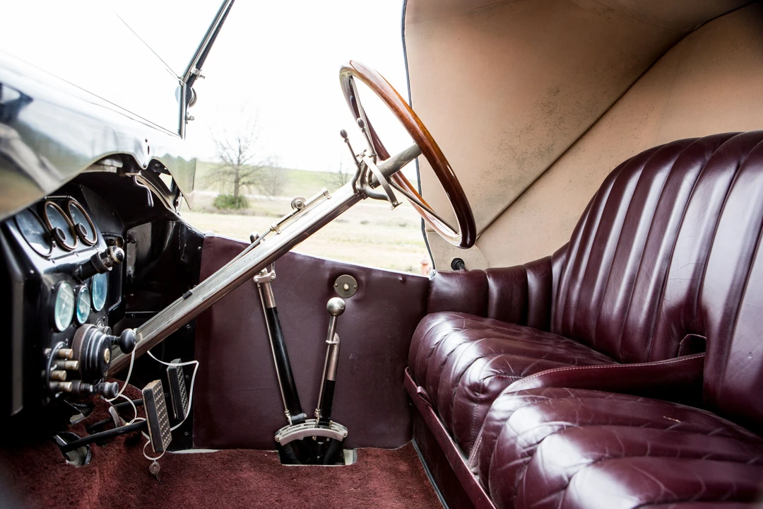 1917 Pierce-Arrow - Image 10 of 24