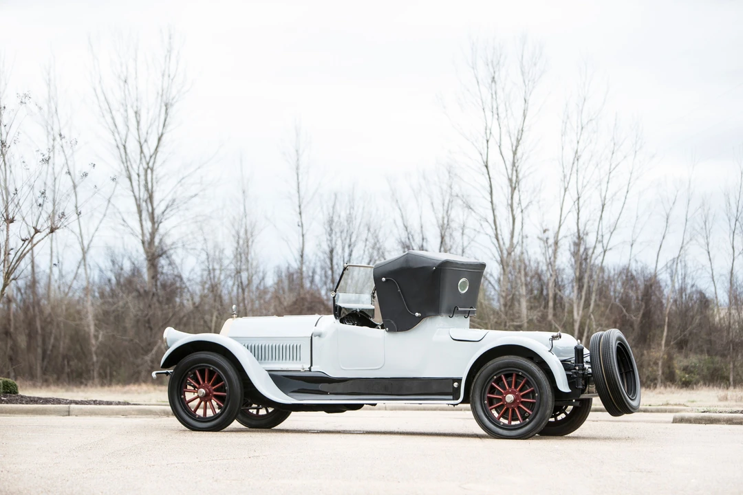1917 Pierce-Arrow - Image 5 of 24