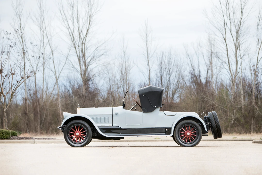 1917 Pierce-Arrow - Image 4 of 24