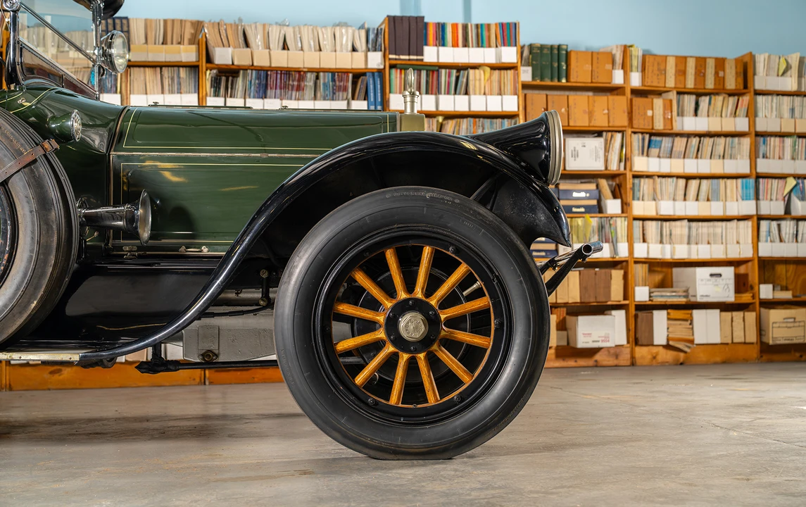 1917 Pierce-Arrow - Image 14 of 24
