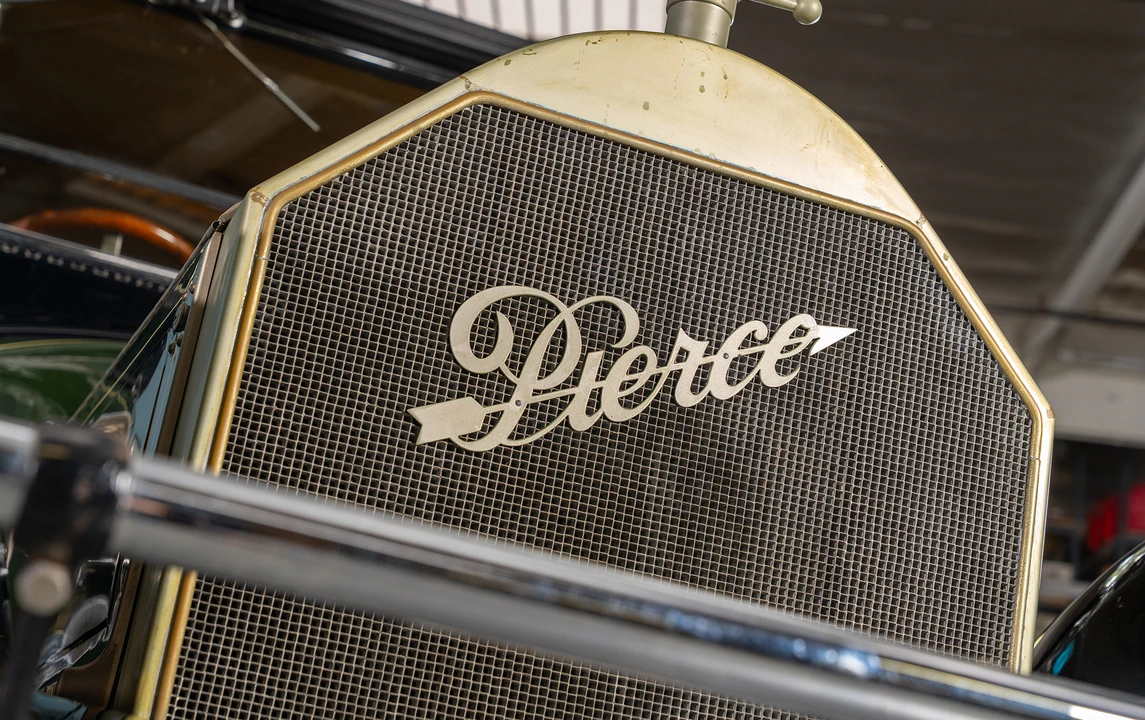 1917 Pierce-Arrow - Image 10 of 24