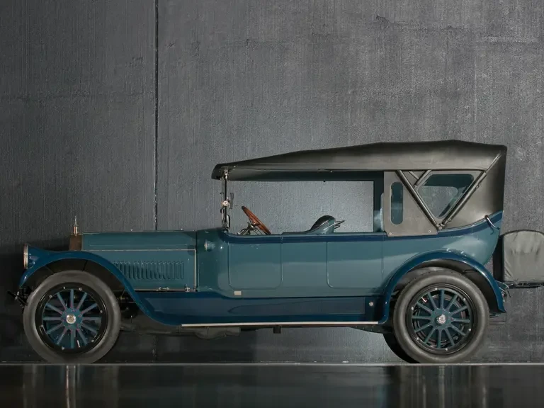 1917 Pierce-Arrow - Image 13 of 24