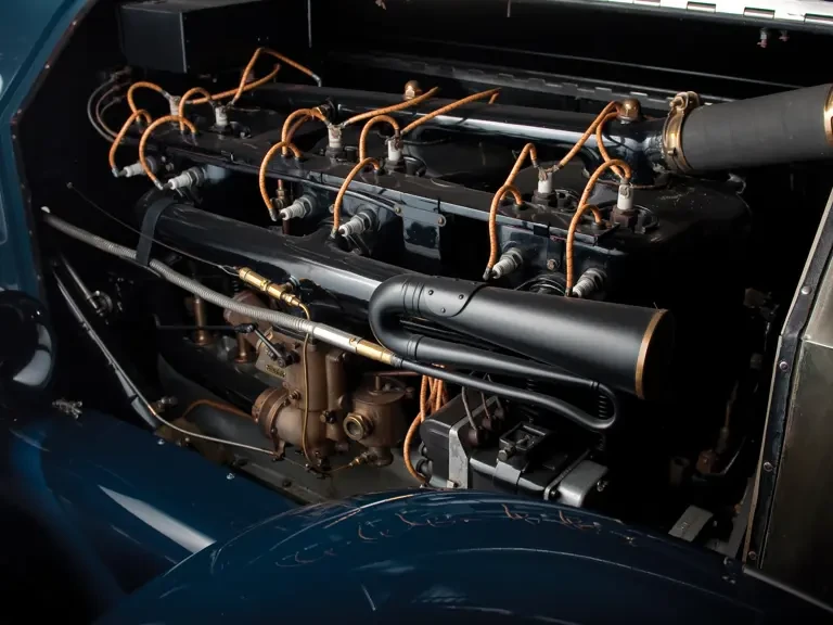 1917 Pierce-Arrow - Image 4 of 24