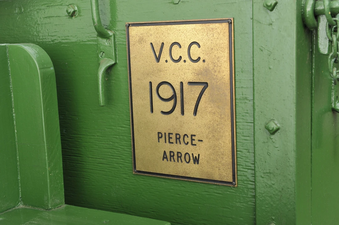1917 Pierce-Arrow - Image 4 of 14