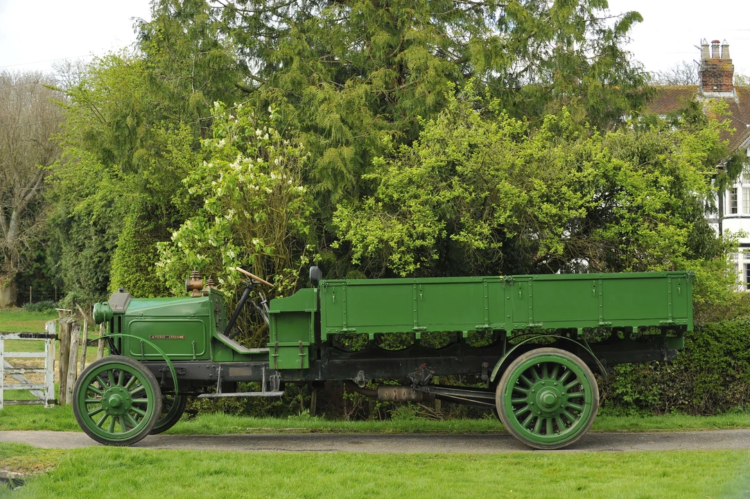 1917 Pierce-Arrow - Image 13 of 14