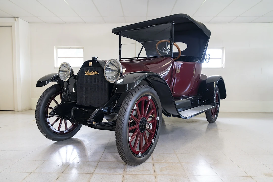1917 Studebaker - Image 2 of 31