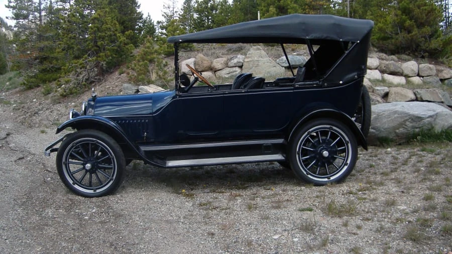 1917 Studebaker Commander - Image 2 of 8
