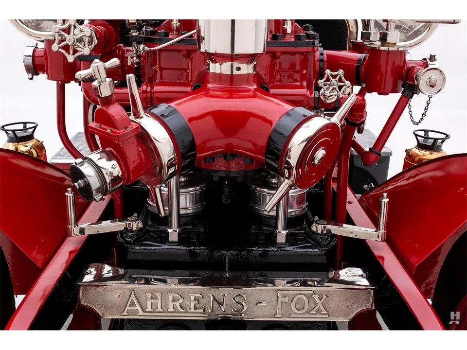 1918 American LaFrance - Image 17 of 31