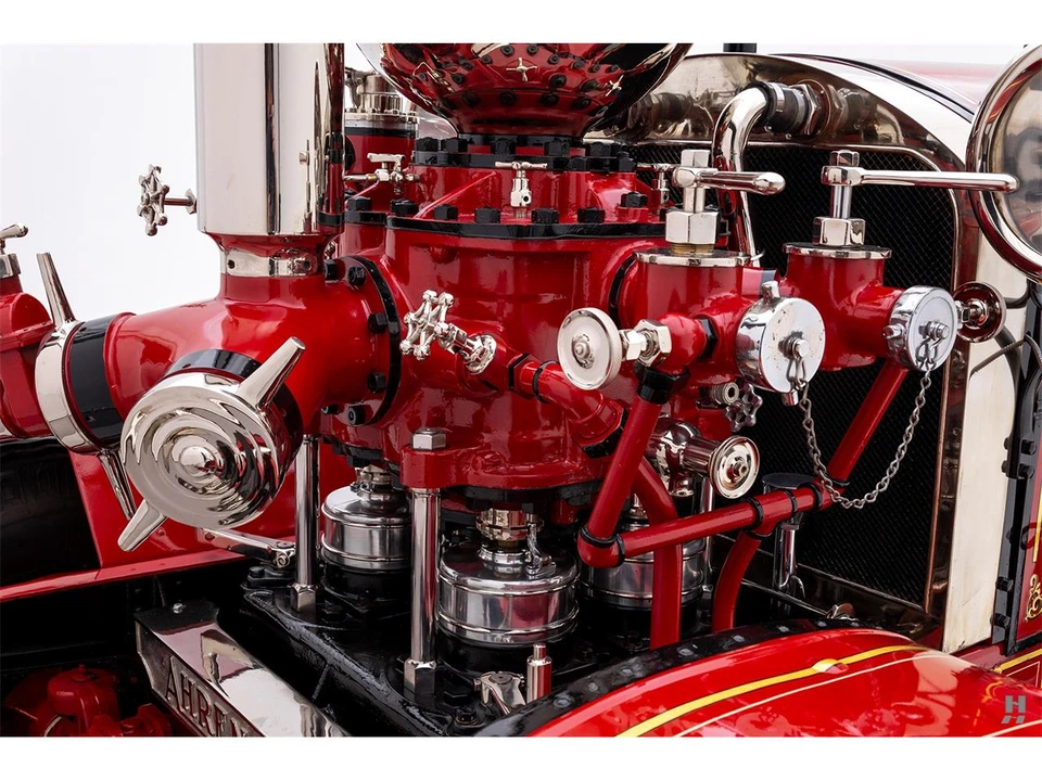 1918 American LaFrance - Image 16 of 31