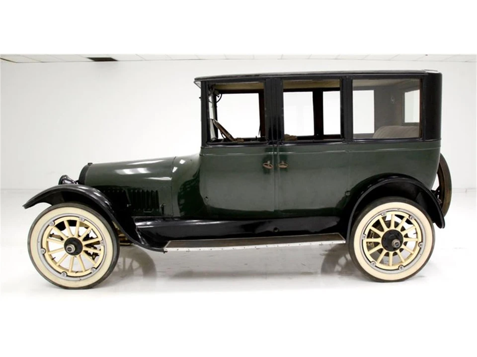 1918 Buick - Image 2 of 31