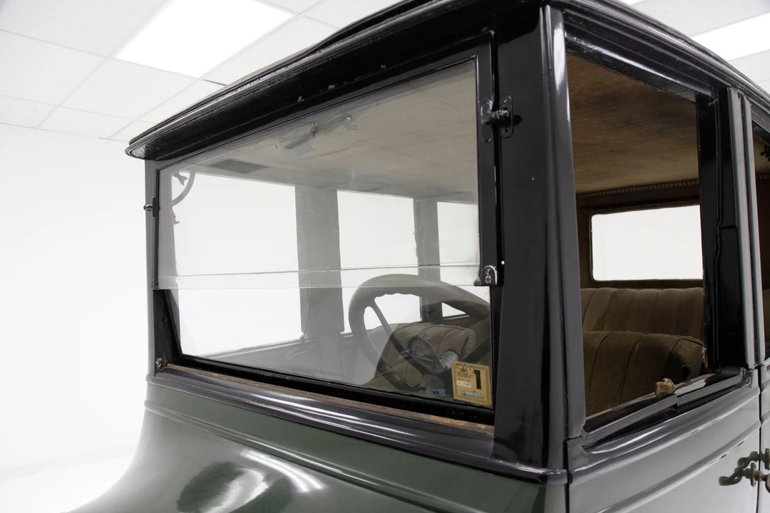 1918 Buick - Image 20 of 31