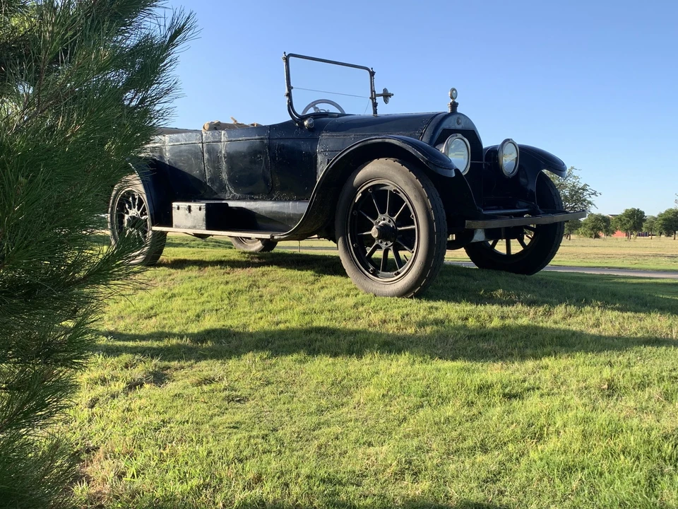 1918 Cadillac - Image 3 of 31