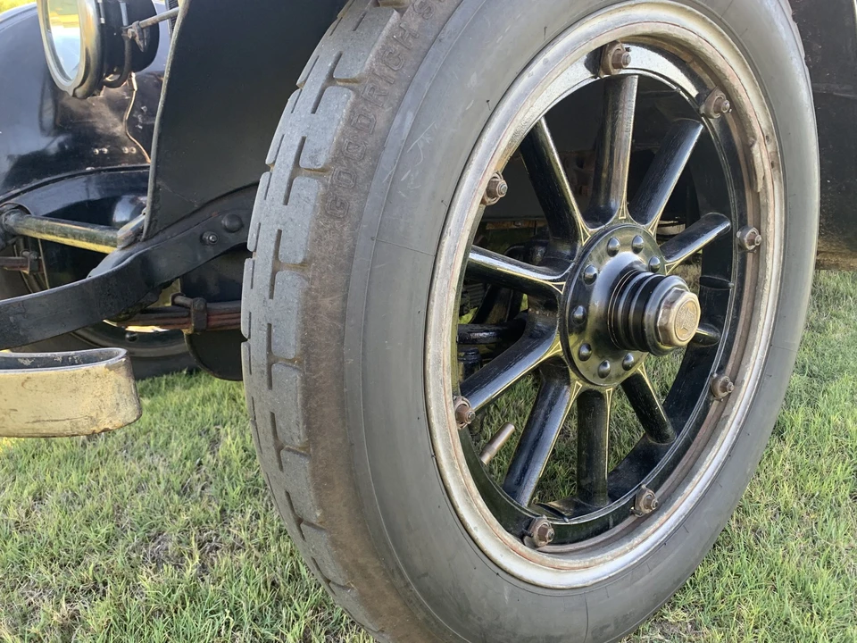 1918 Cadillac - Image 31 of 31
