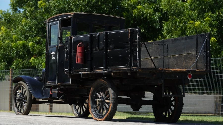 1918 Ford Model T Pickup & Model TT - Image 5 of 31