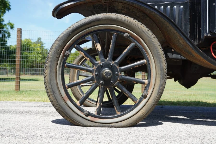 1918 Ford Model T Pickup & Model TT - Image 12 of 31