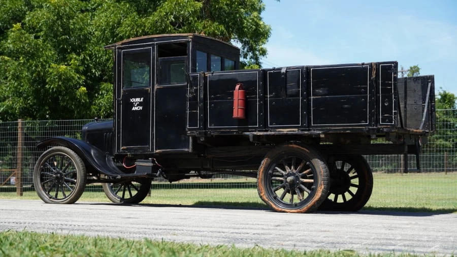 1918 Ford Model T Pickup & Model TT - Image 6 of 31